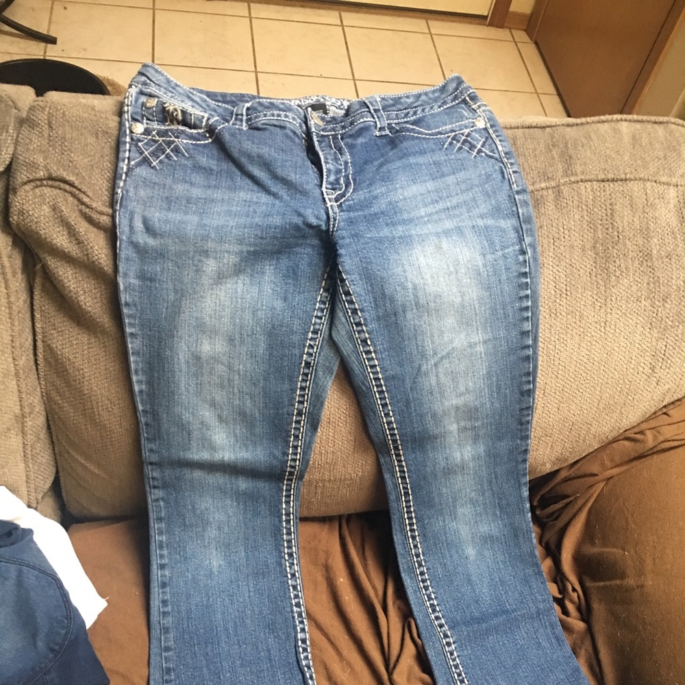 Jeans