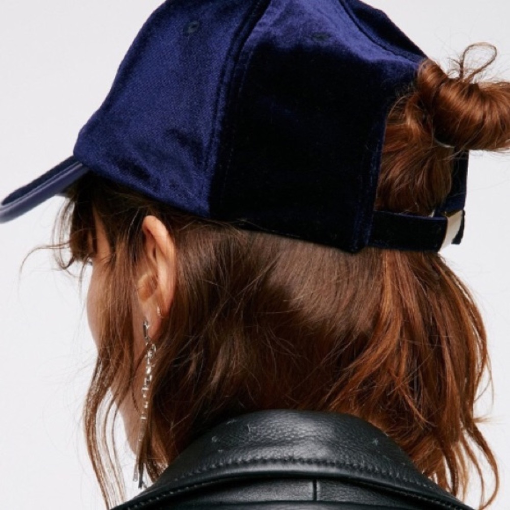 Lady Luck Velvet CAP Baseball Ball Hat Navy Grey - Picture 2 of 5