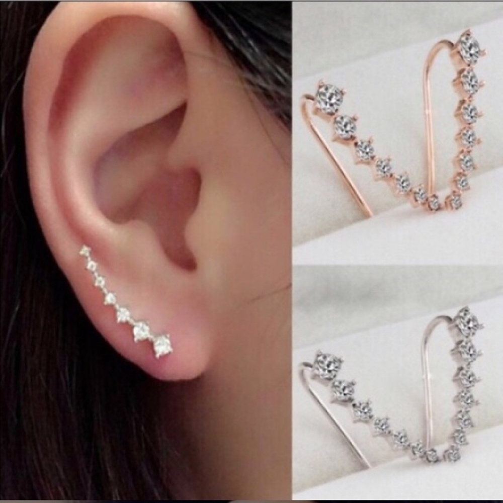 5⭐RATED silver and gold crystal earrings - Picture 1 of 4