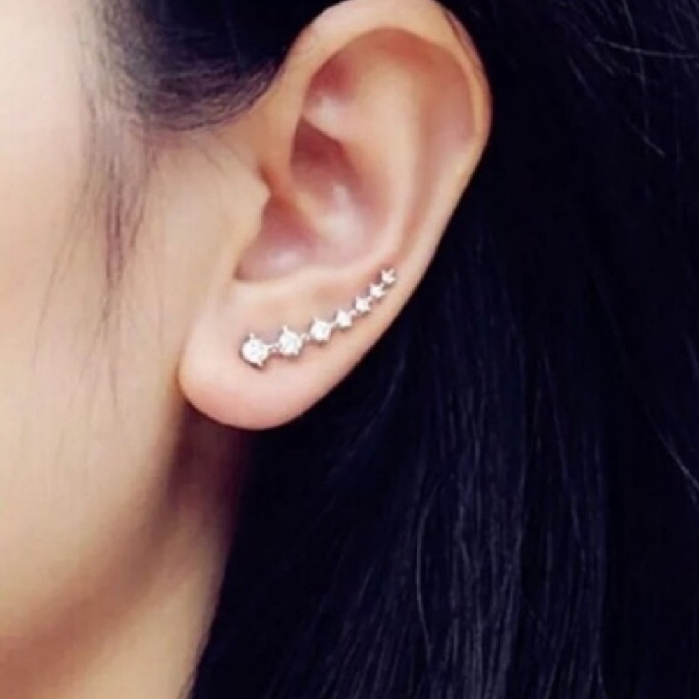 5⭐RATED silver and gold crystal earrings - Picture 2 of 4