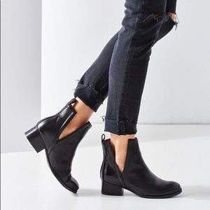 Jeffrey Campbell Oriley ankle bootie