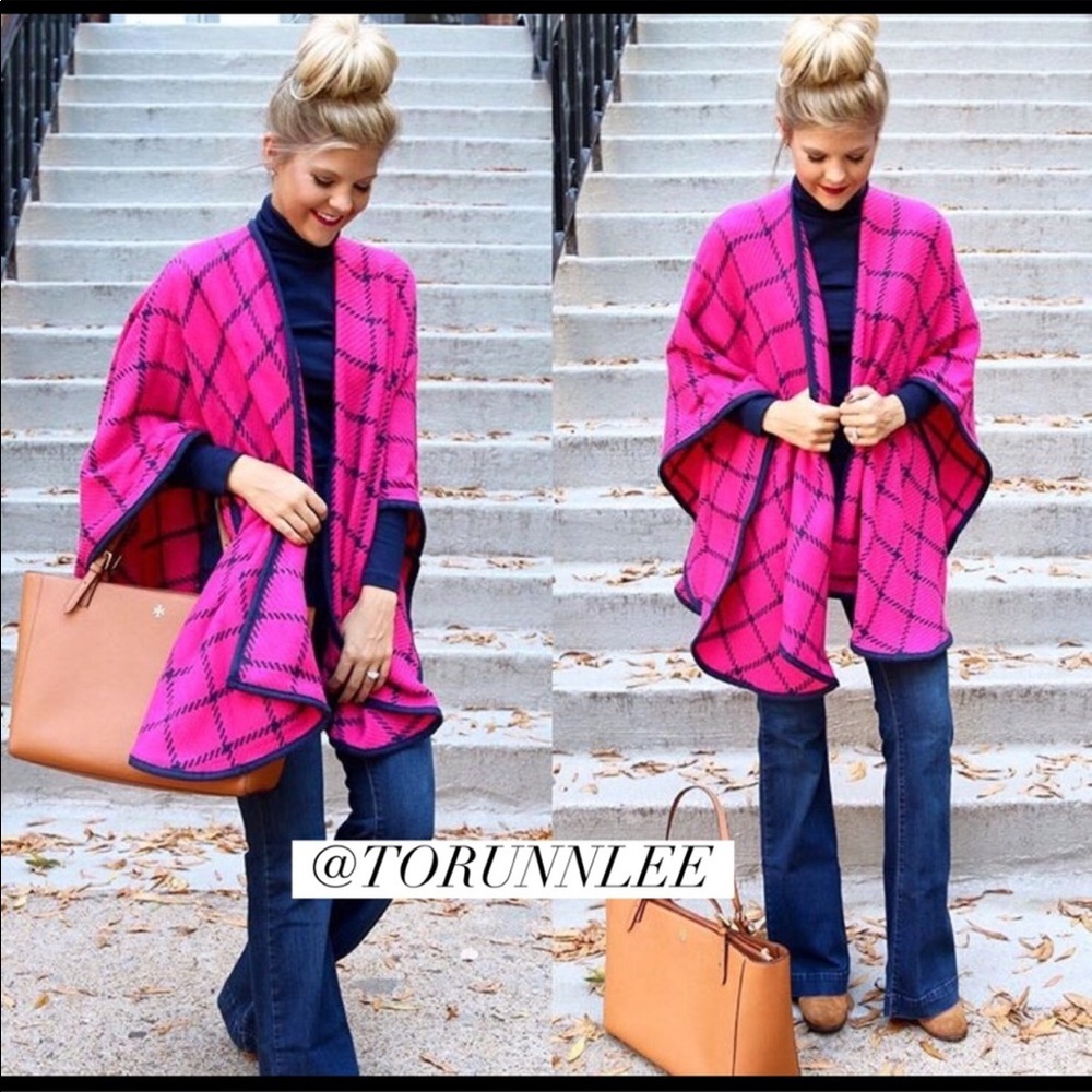 ‼️LAST ONE IN STOCK‼️ Pink & Navy Check Shawl - Picture 4 of 4