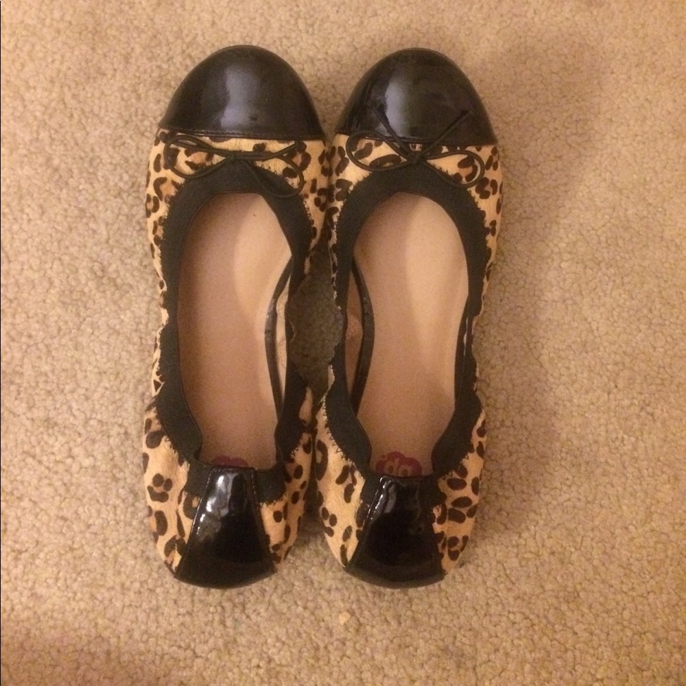 bp Black/Leopard Print Flats