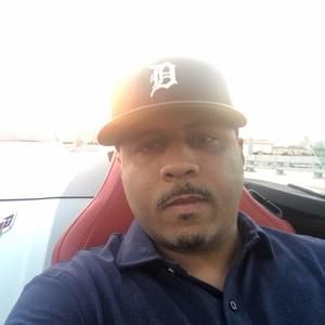 Meet your Posher, Leon