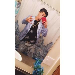 Meet your Posher, Moe