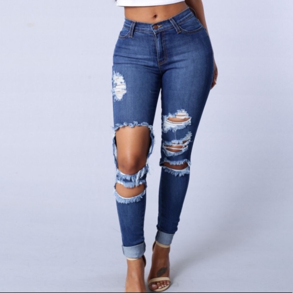 Fashion Nova ripped jeans