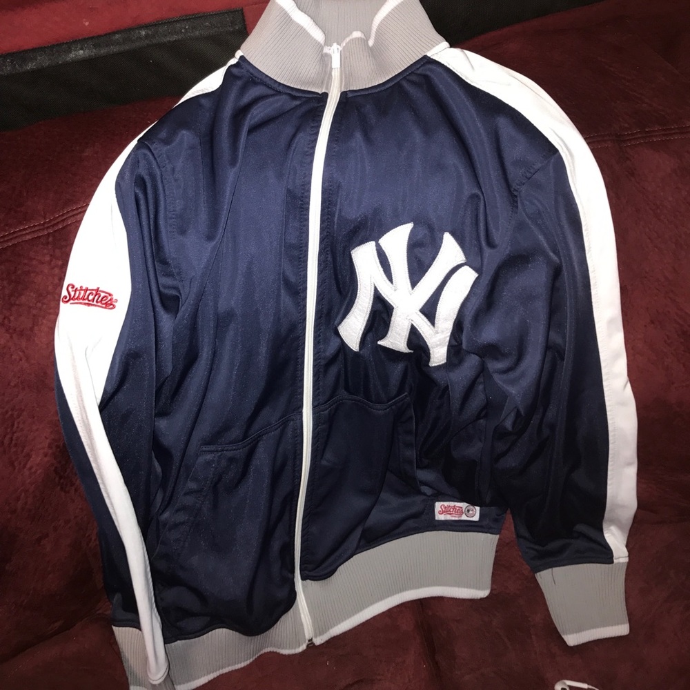 Baseball jackets - Picture 1 of 2