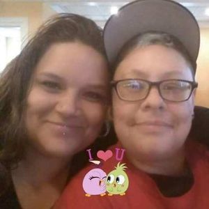 Meet your Posher, Dee