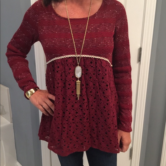 NWT ELEGANT TOP - Picture 2 of 7