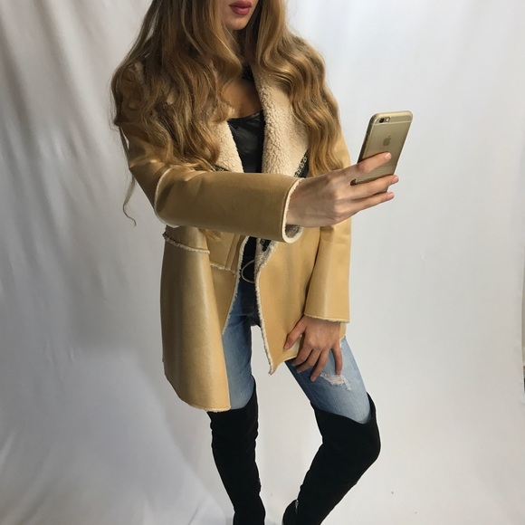 Solddd Outtt - Picture 2 of 4