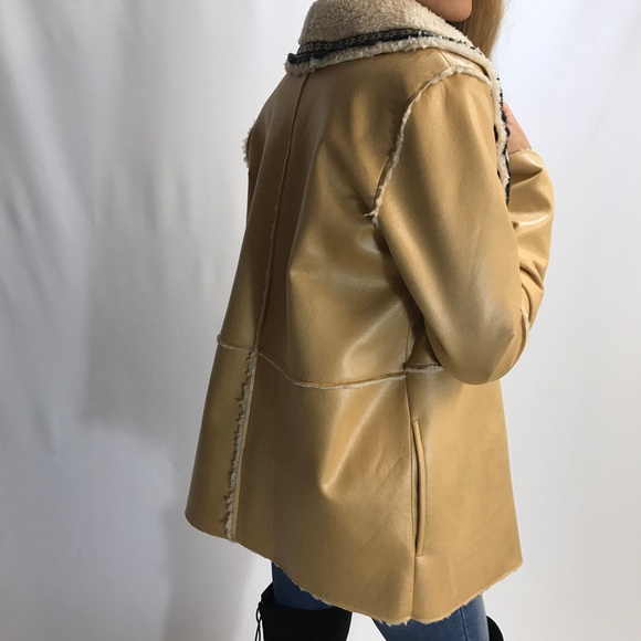 Solddd Outtt - Picture 3 of 4