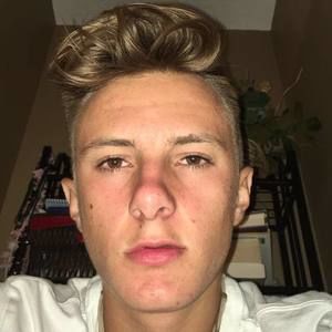 Meet your Posher, Brady