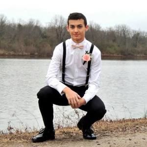 Meet your Posher, Layton