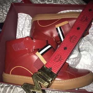 SIZE 9 BALLYS Almost brand new wore once