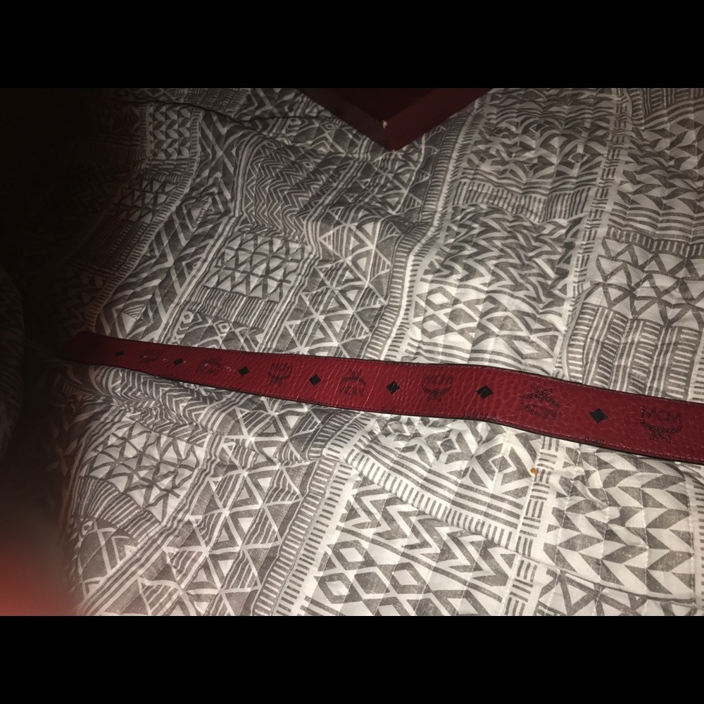 RED BLACK MCM BELT