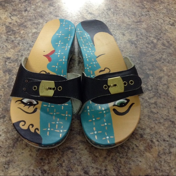 painted dr scholls sandals