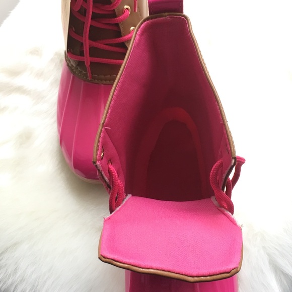 🍁 2X HP‼️ Pink Duck Boots Rain Boots Fall Boots - Picture 4 of 8