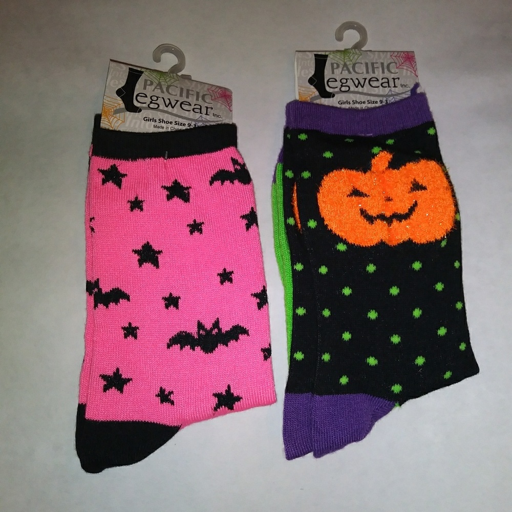 2 Pairs Of Halloween Socks Orange pumpkin/ pink black bat