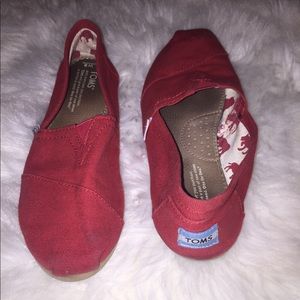Red Toms