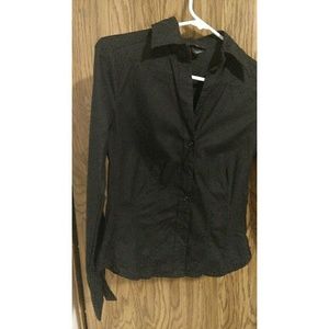 NEW - H&M | Black V-Neck Button Up