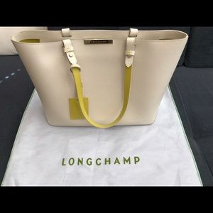 Long champ le foulonne medium city bag.