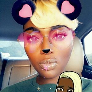 Meet your Posher, Lynette