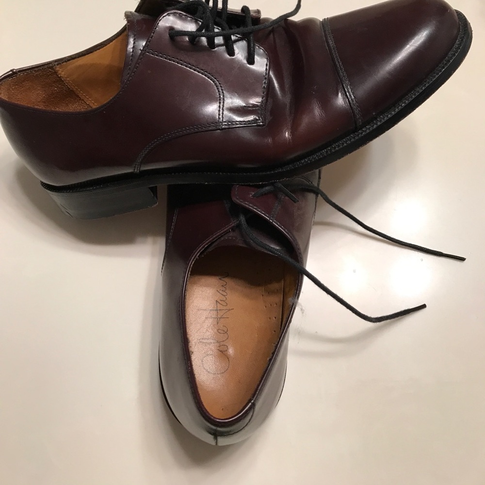 Cole haan leather bottom brown leather dress shoes