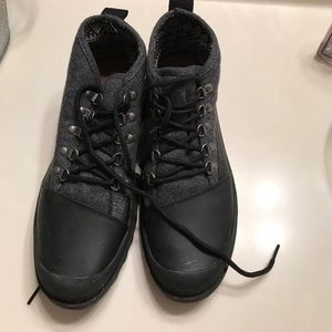 Black toms boots