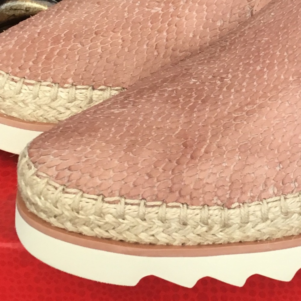 Donald J Pliner Women's Athletic Shoes - Picture 7 of 7
