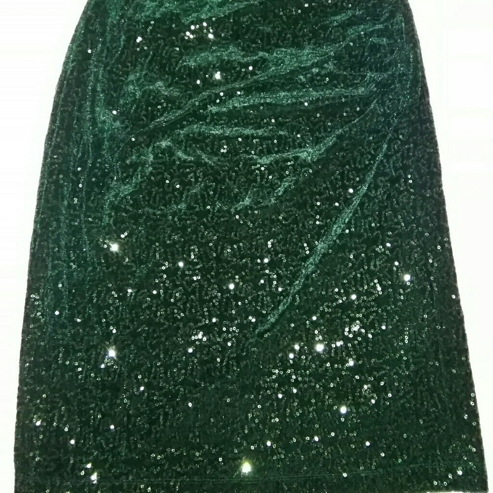 ELIZA'S DRESS - Picture 3 of 6