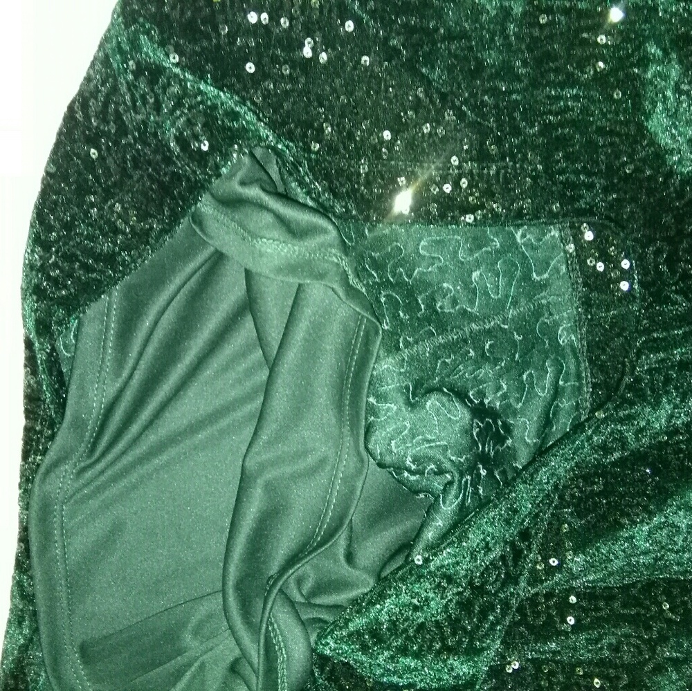 ELIZA'S DRESS - Picture 4 of 6