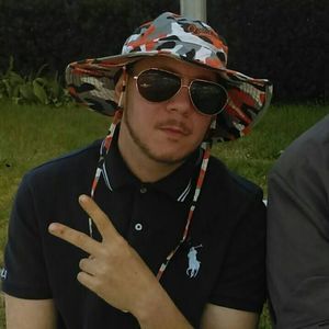 Meet your Posher, Chris