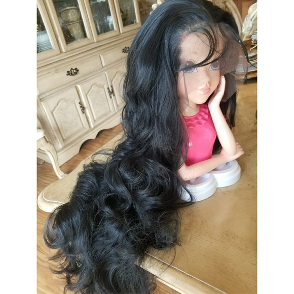 Bodywave Beauty Lacefront Wig 24-26 inches!! main image 8