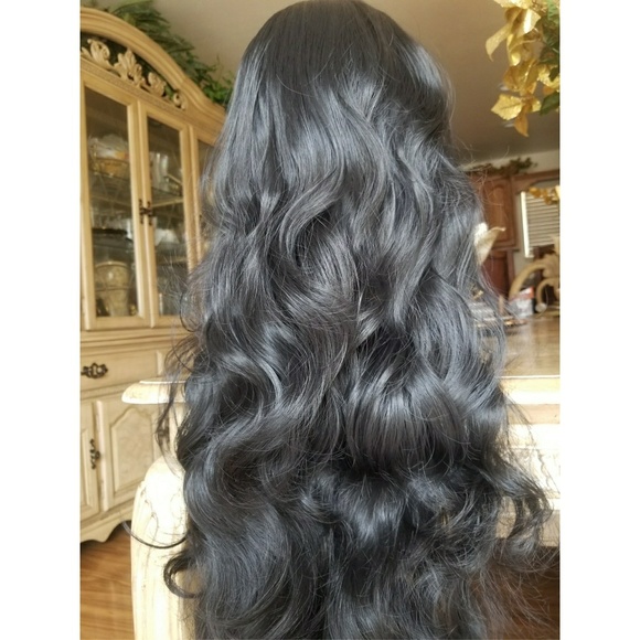 Bodywave Beauty Lacefront Wig 24-26 inches!!