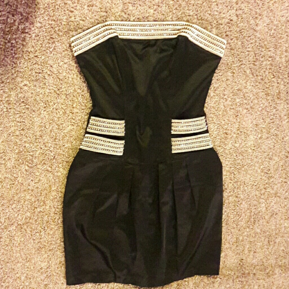 Sexy strapless corset dress with crystals