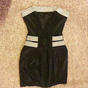 Sexy strapless corset dress with crystals