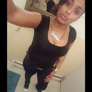 Meet your Posher, Ana