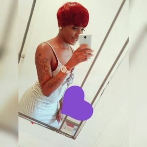 Meet your Posher, Felicia