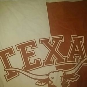 Texas longhorns banner and longhorns beanie.