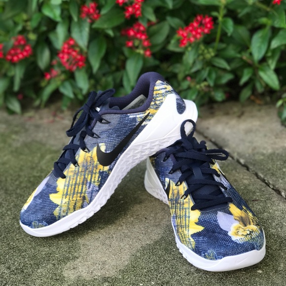 NWT Nike ID Metcon 3 Floral WMNS - Picture 3 of 7