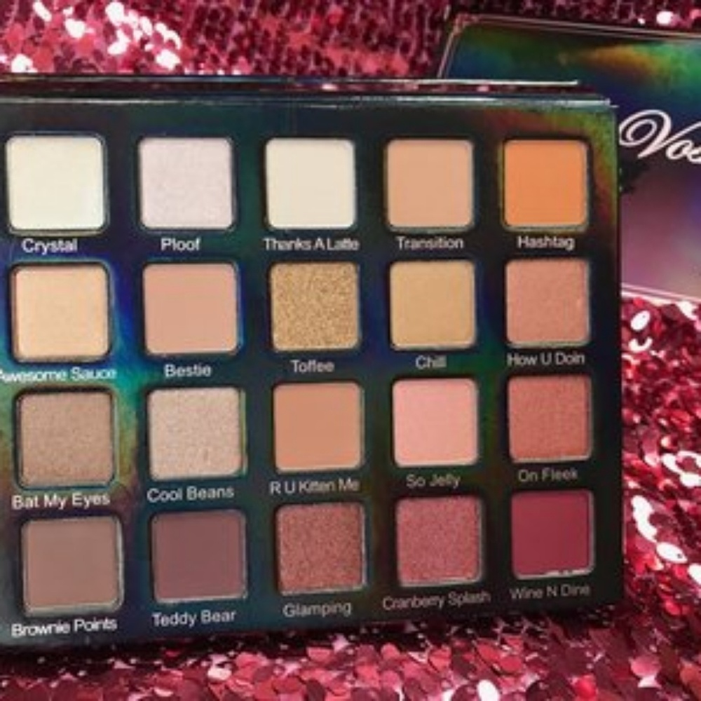 THIS PALETTE IS NOT FOR SALE HERE...HOWEVER!!