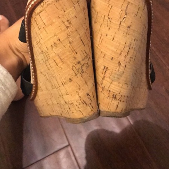 Steve Madden black wedge sandals, worn once! - Picture 4 of 5