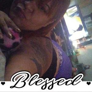 Meet your Posher, Aida