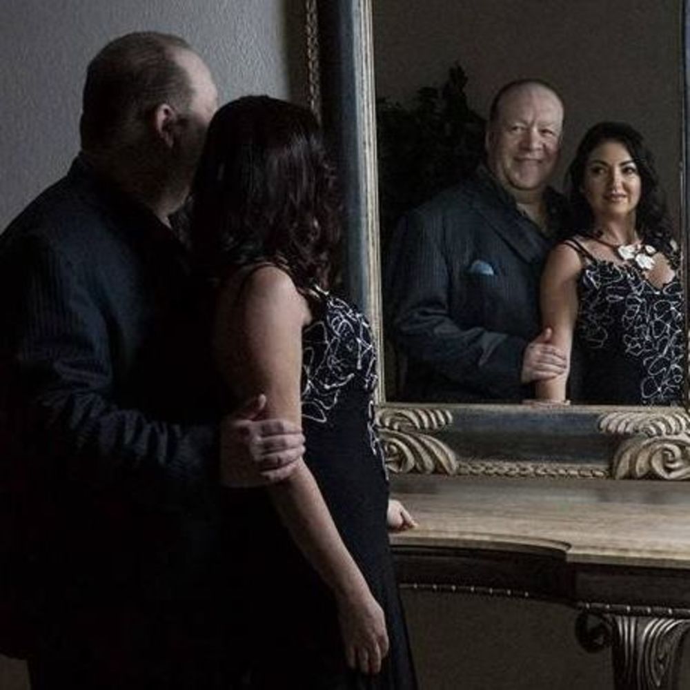 Meet your Posher, Dina