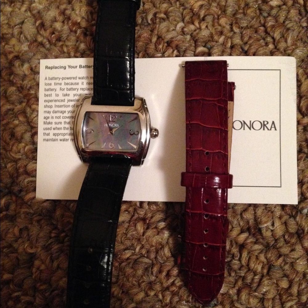 Honora watch