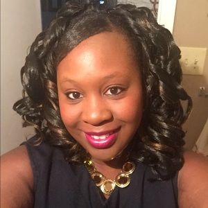 Meet your Posher, Crystal