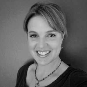 Meet your Posher, Lara