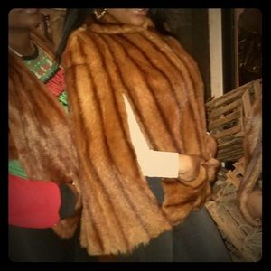 Muti Brown SOFT Fur Cape! with Swing back Effect!