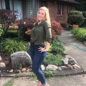 Meet your Posher, Amanda