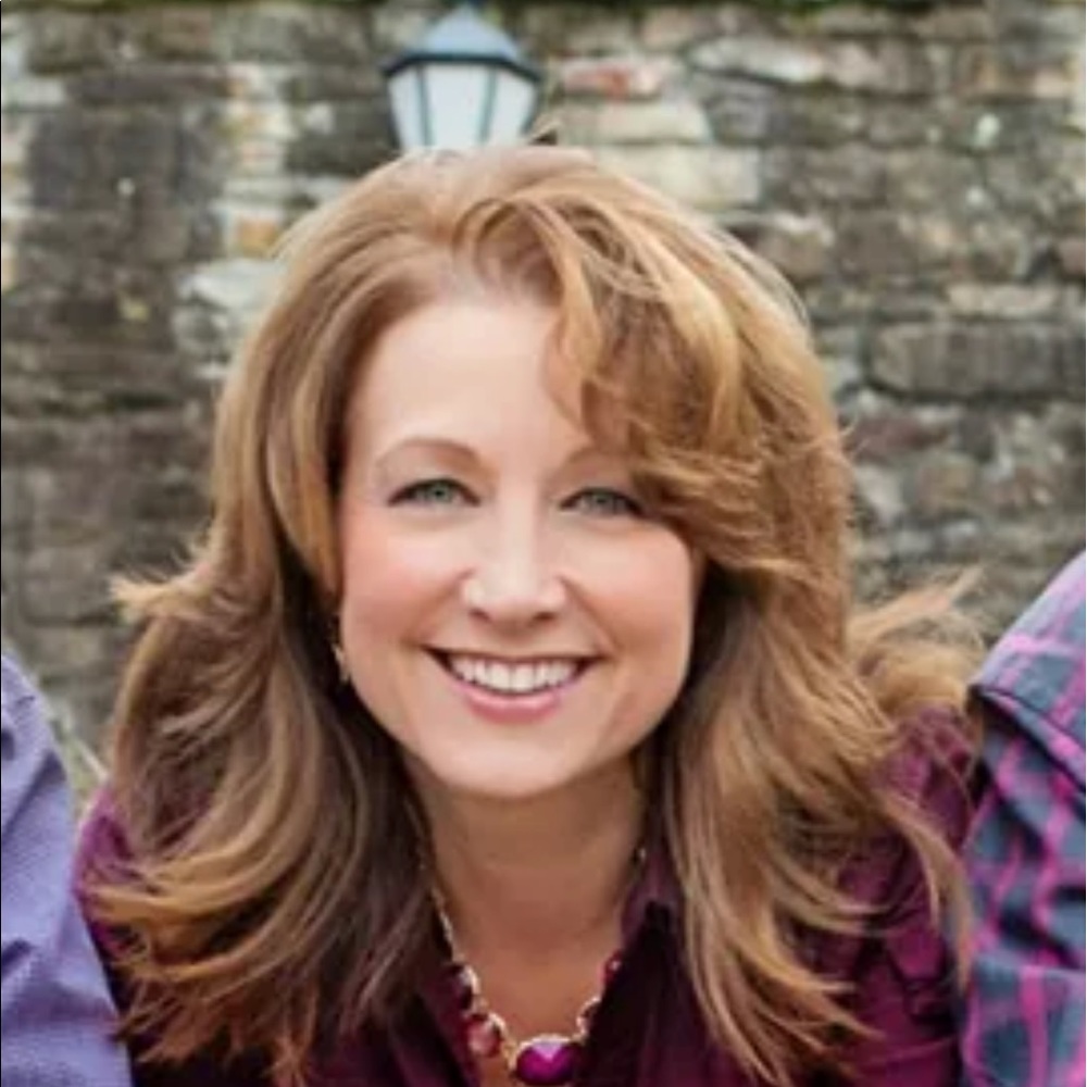 Meet your Posher, Linette